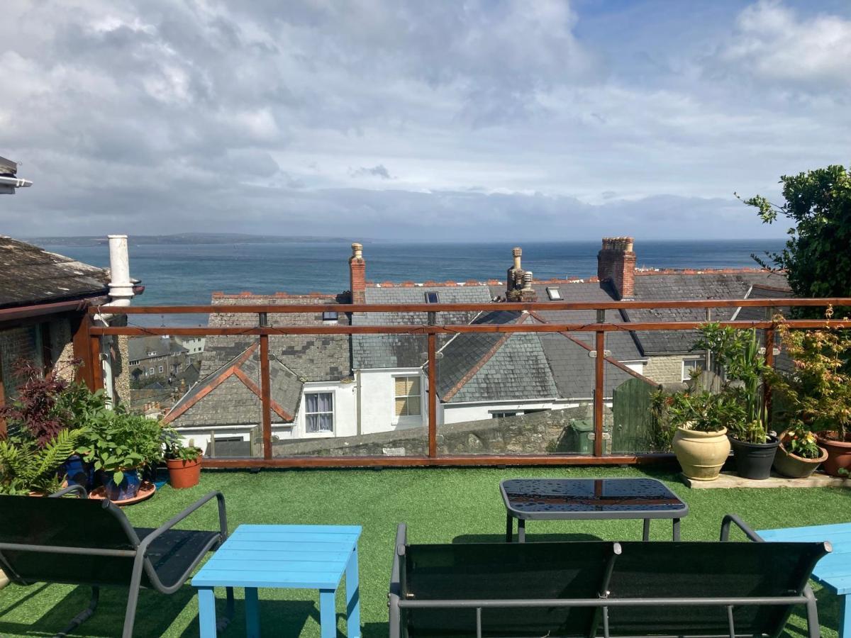 Modern Studio Apartment With Outstanding Views, Sleeps 2 Newlyn Exterior photo